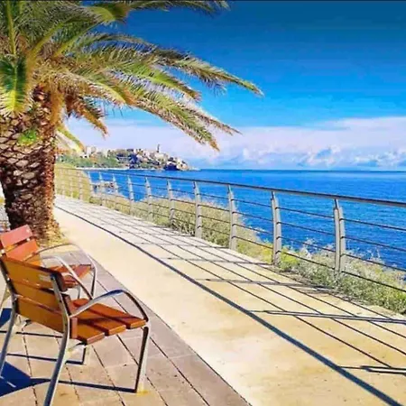 Arinella Sud Apartment *